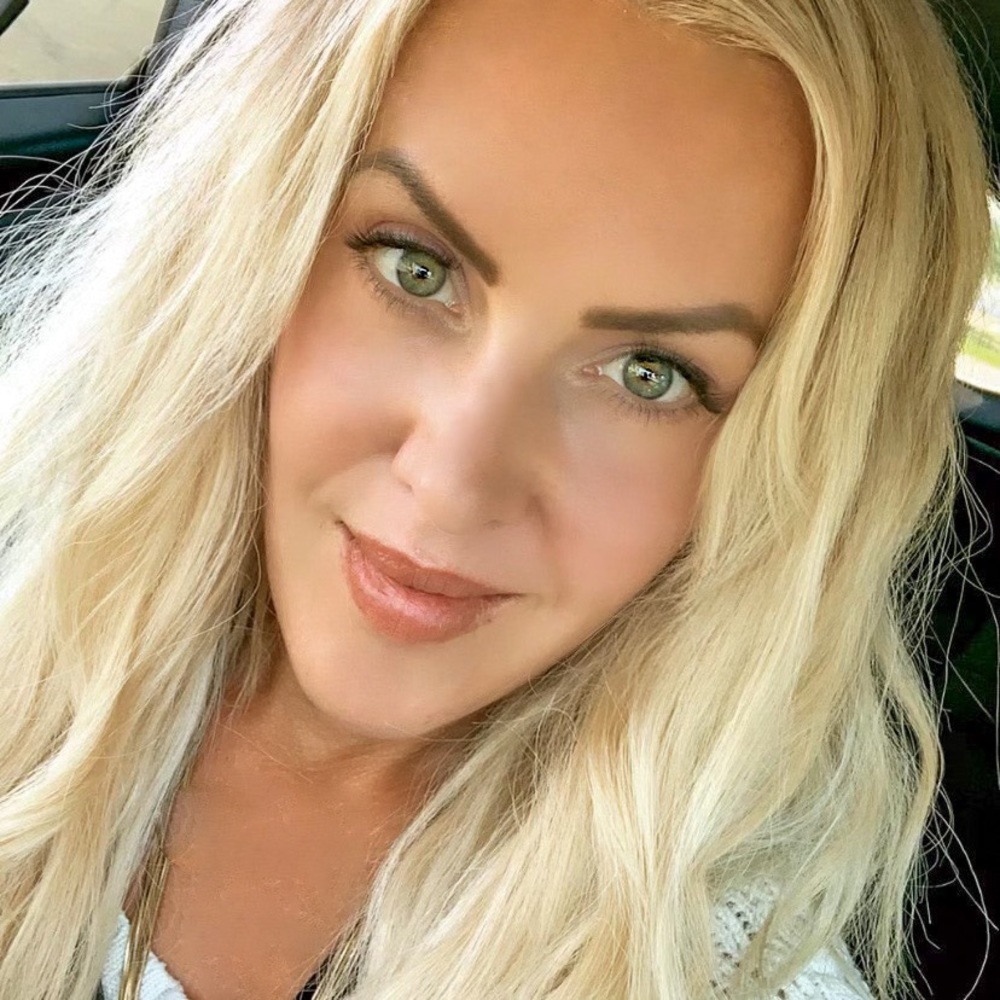 Meet your Posher, Posh